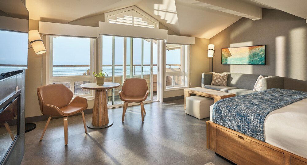 Photo 1 of Surfsand Resort in Cannon Beach, Oregon, from the property gallery