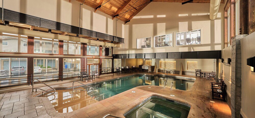 Photo 4 of Surfsand Resort in Cannon Beach, Oregon, from the property gallery
